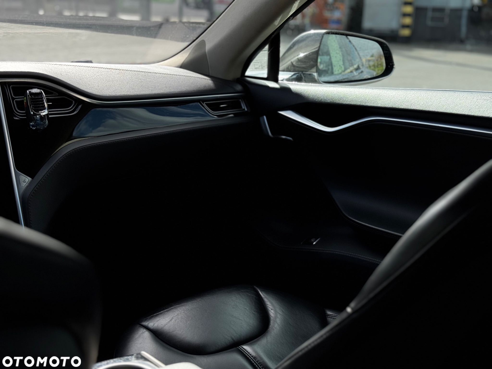 Tesla Model S Long Range Plus - 19