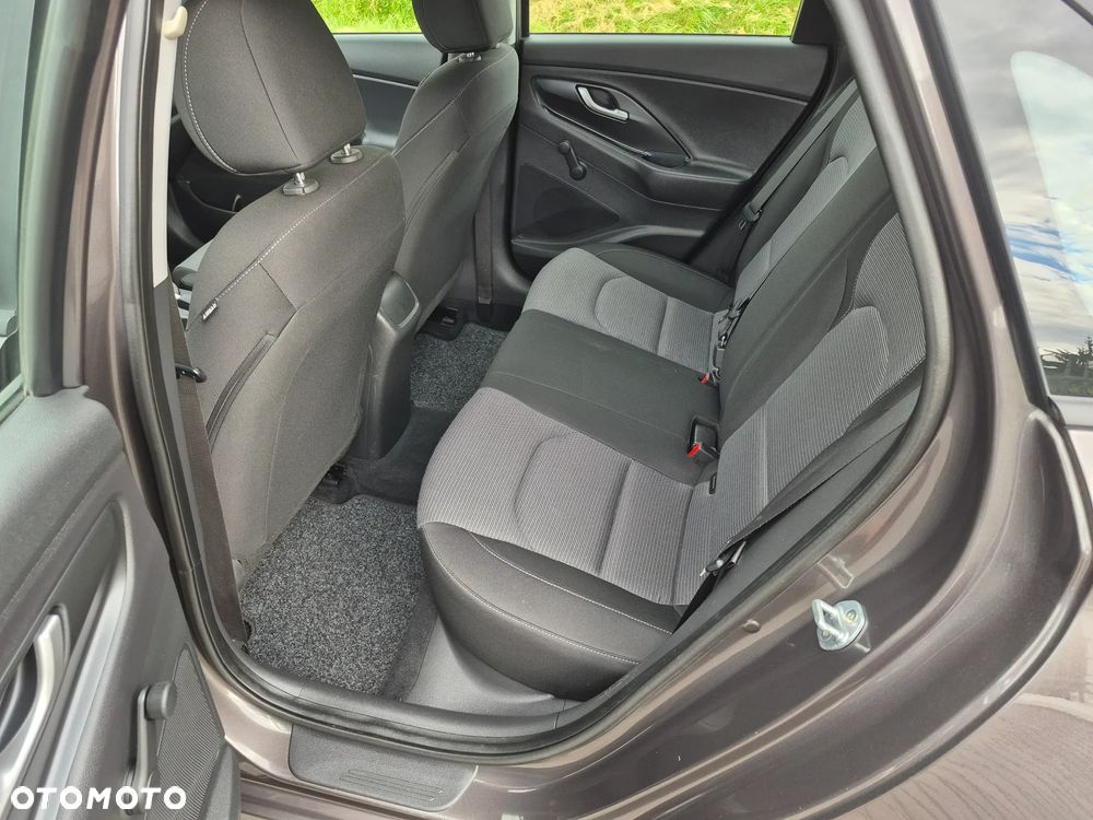 Hyundai i30 1.4 Comfort - 22