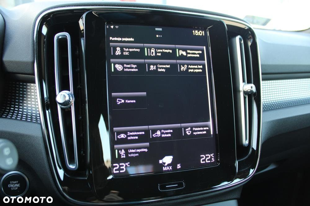 Volvo XC 40 - 28