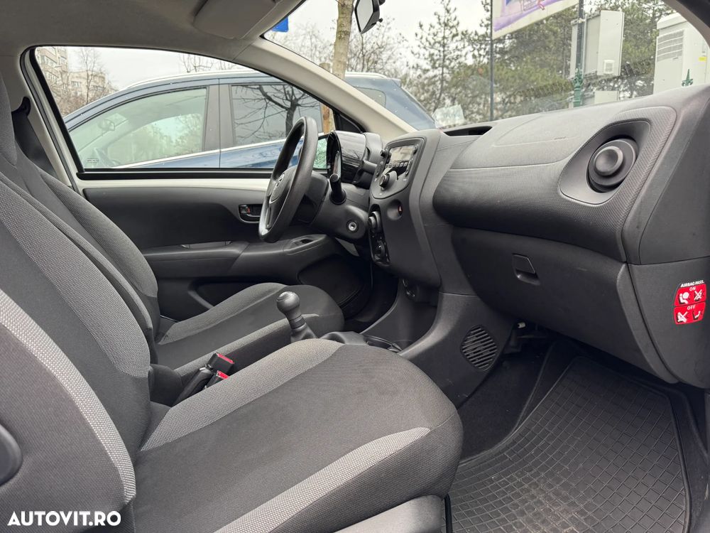Toyota Aygo 1.0 X - 8