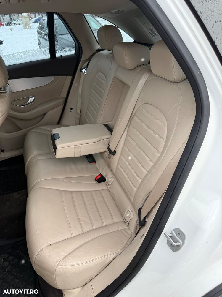 Mercedes-Benz GLC - 6