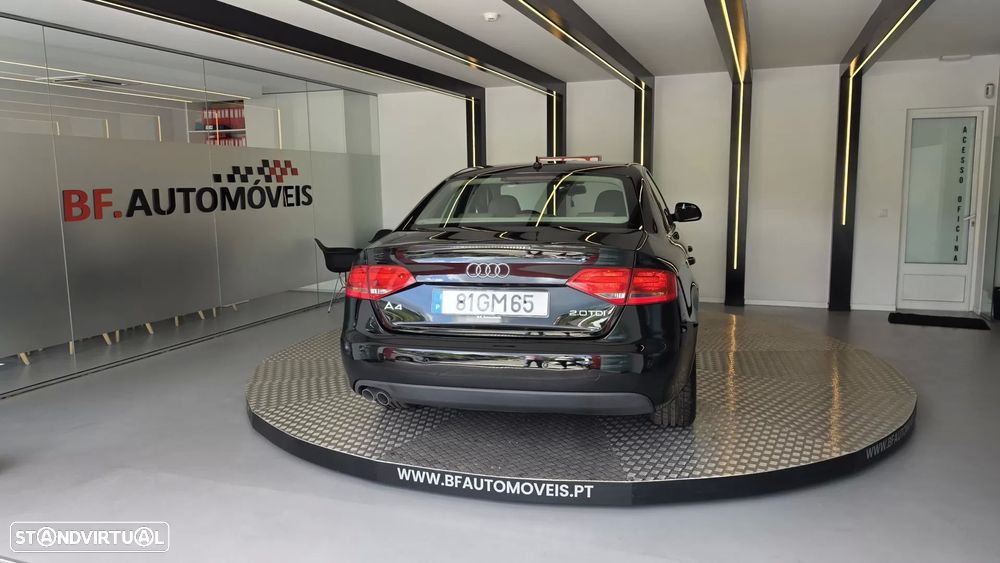 Audi A4 2.0 TDI exclusive - 17