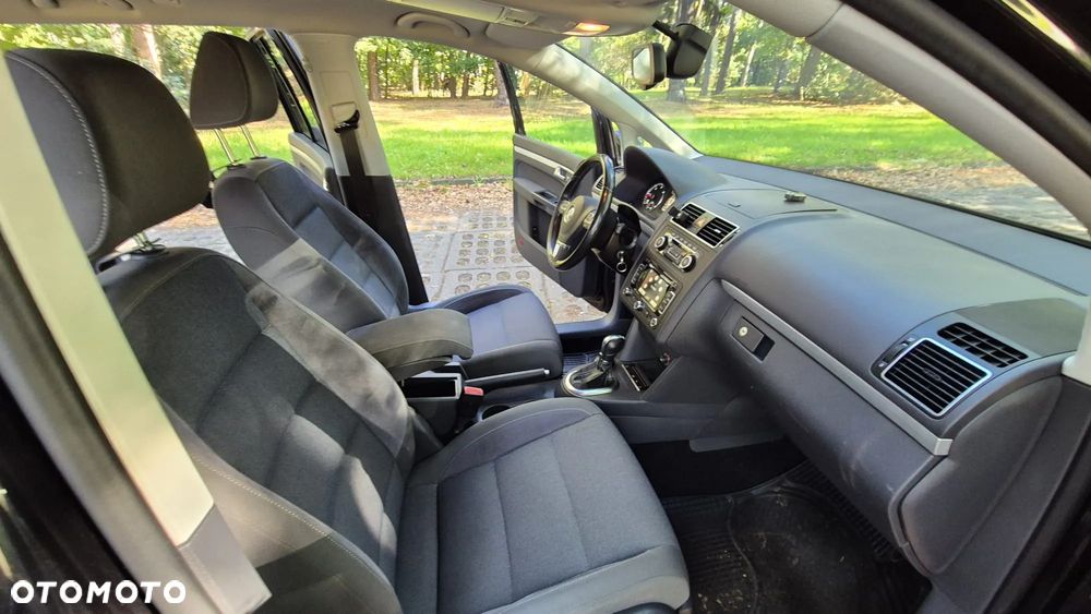 Volkswagen Touran 1.6 TDI DPF Comfortline DSG - 13