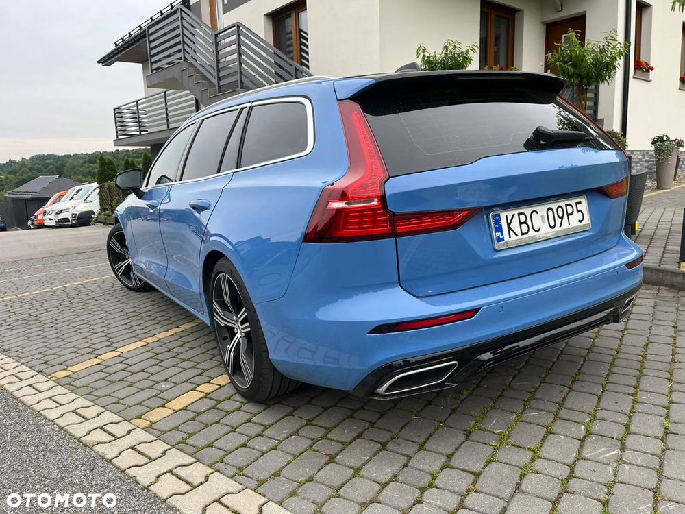 Volvo V60 D4 R-Design - 16