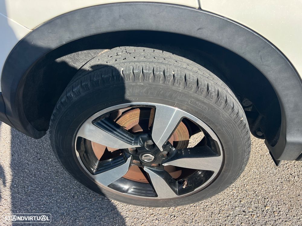 Nissan Qashqai 1.5 dCi Tekna Premium - 26