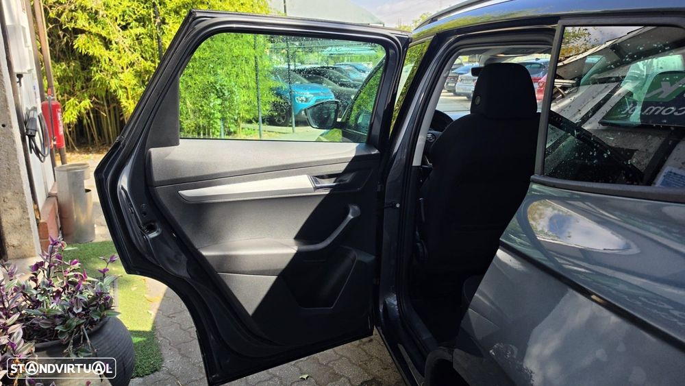 Skoda Karoq 1.6 TDI Ambition DSG - 13