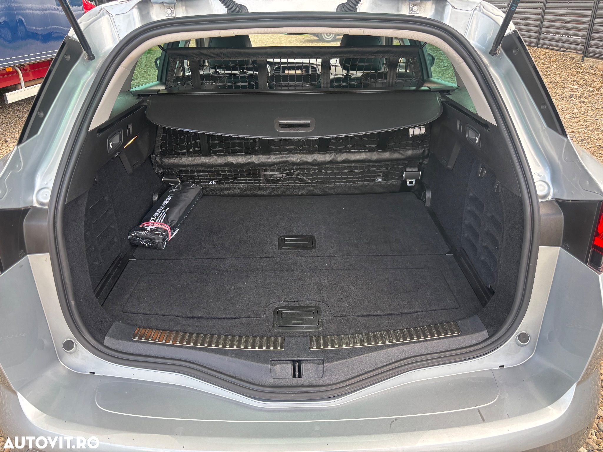 Renault Megane Blue dCi 116 Intens - 12