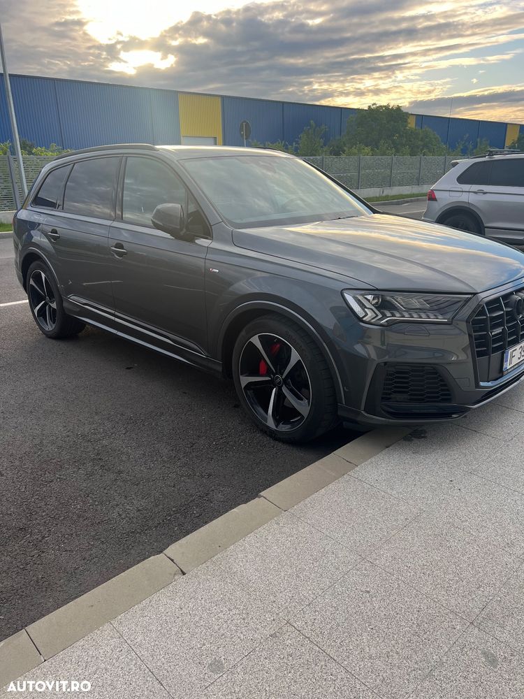 Audi Q7 3.0 55 TFSI quattro Tiptronic S Line - 2