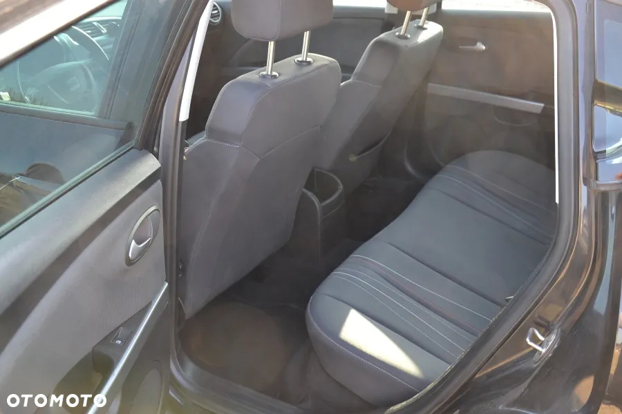 Seat Leon 2.0 TDI DPF Style Copa - 11
