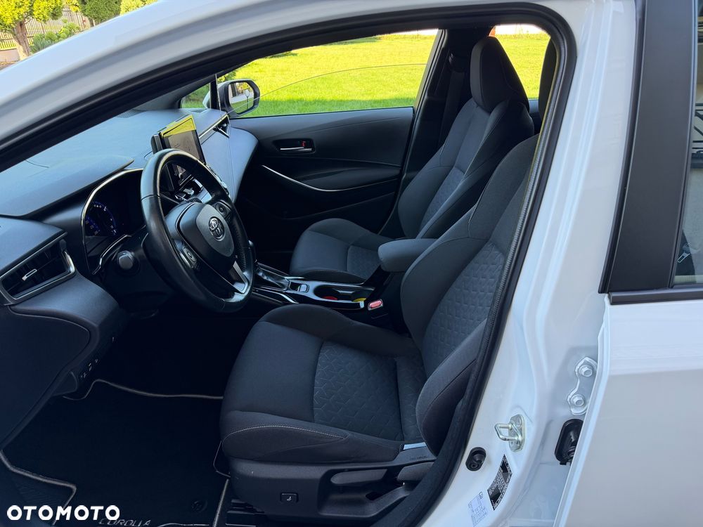 Toyota Corolla 1.8 Hybrid Comfort - 26