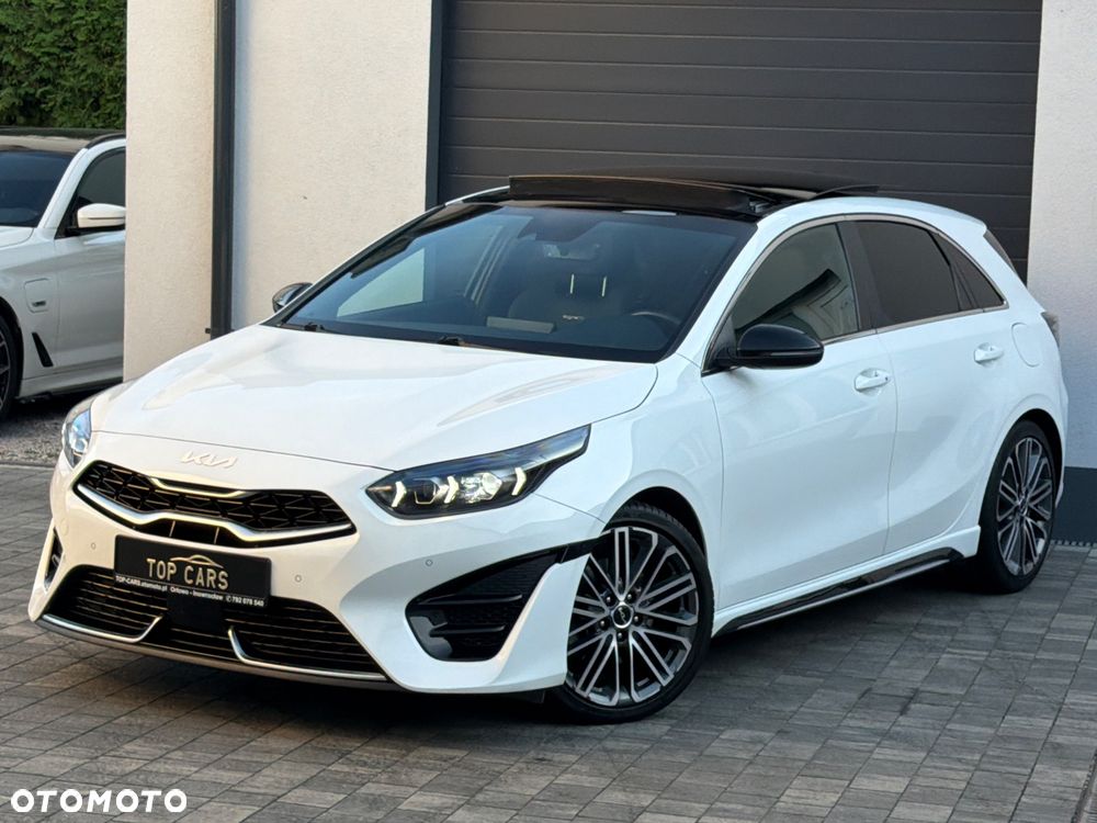 Kia Ceed - 16