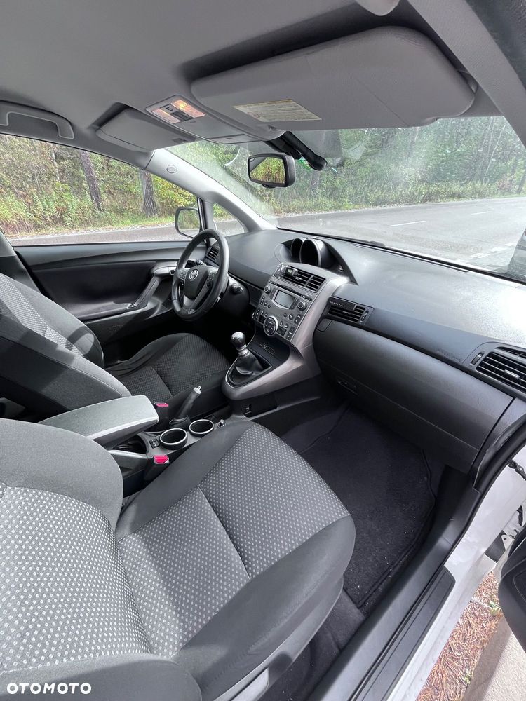 Toyota Verso 2.0 D-4D - 12