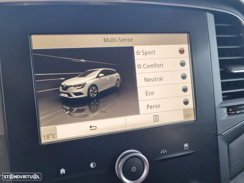 Renault Mégane Sport Tourer 1.6 dCi Intens - 32