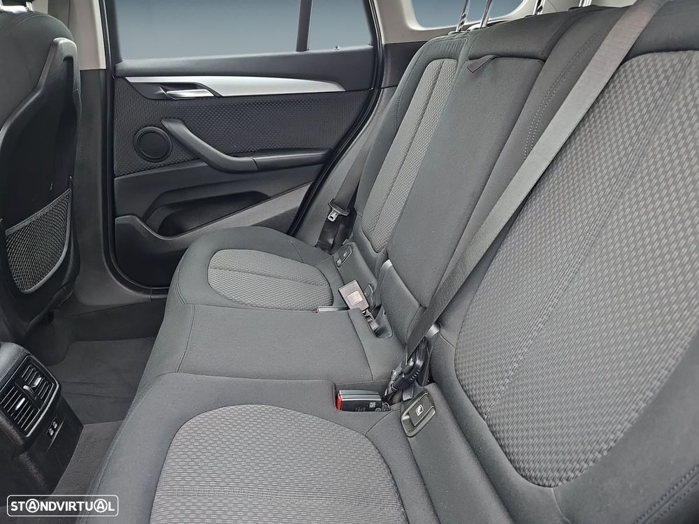 BMW X1 16 d sDrive Advantage Auto - 14