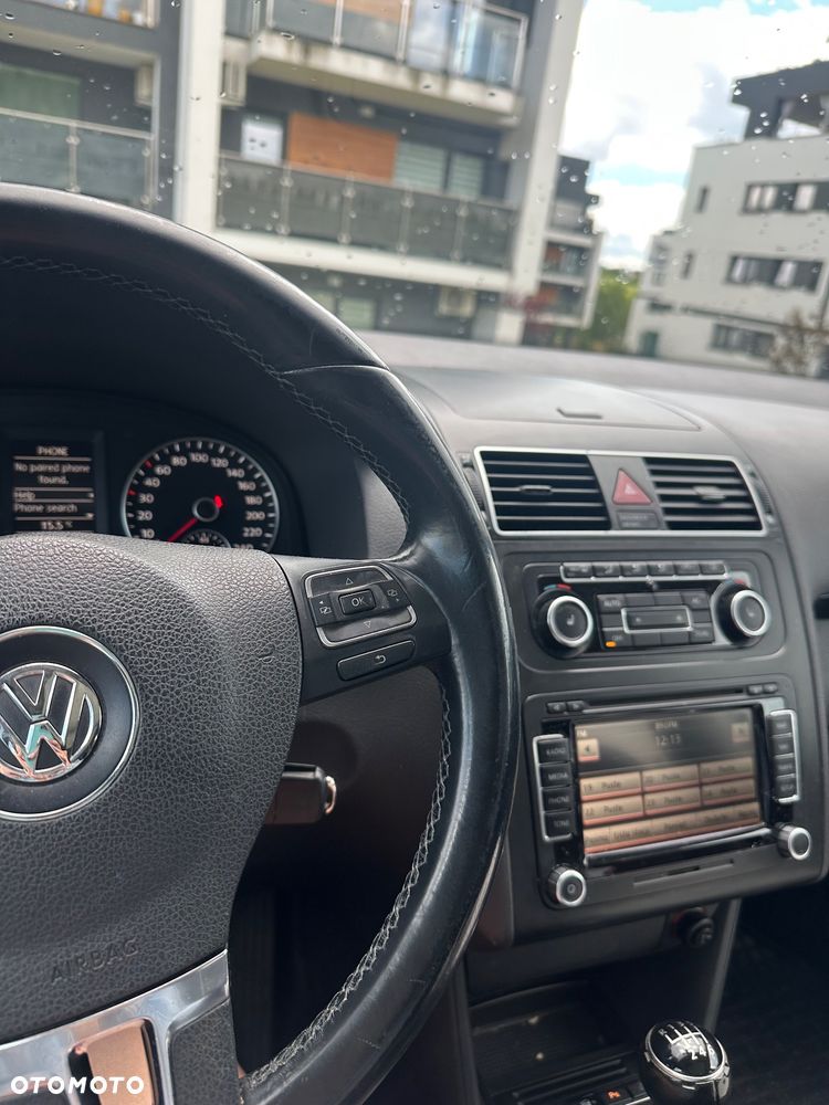 Volkswagen Touran 2.0 TDI Highline - 8