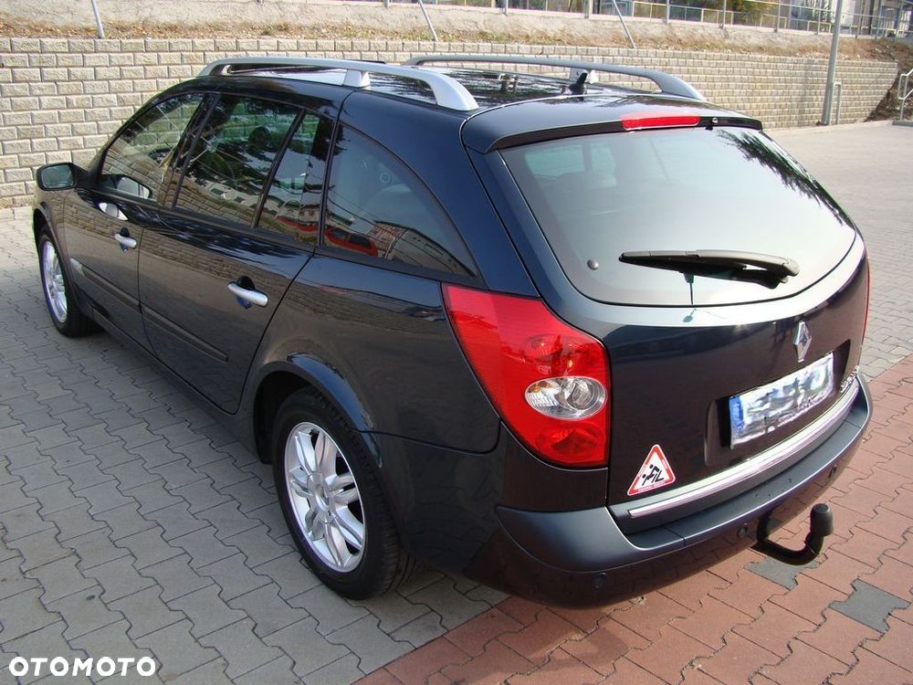 Renault Laguna 2.0 DCi Initiale - 8