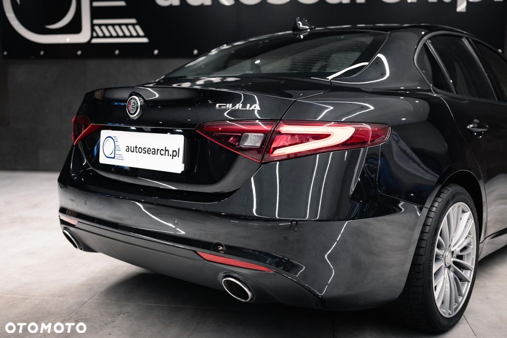 Alfa Romeo Giulia 2.0 Turbo Business - 39