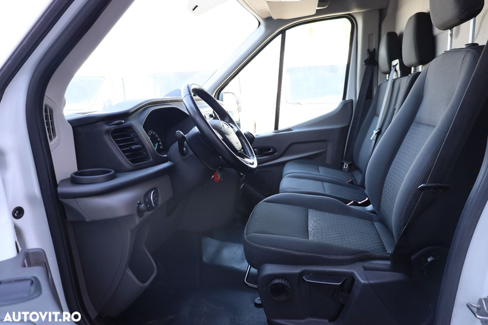 Ford Transit - 13