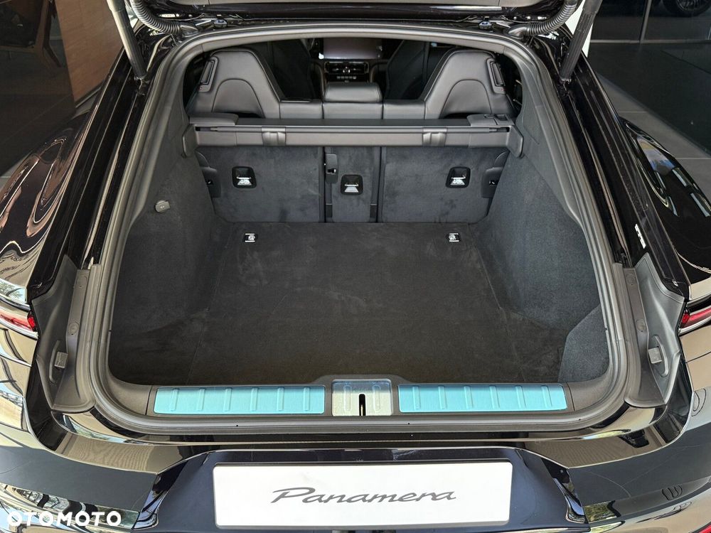 Porsche Panamera - 29