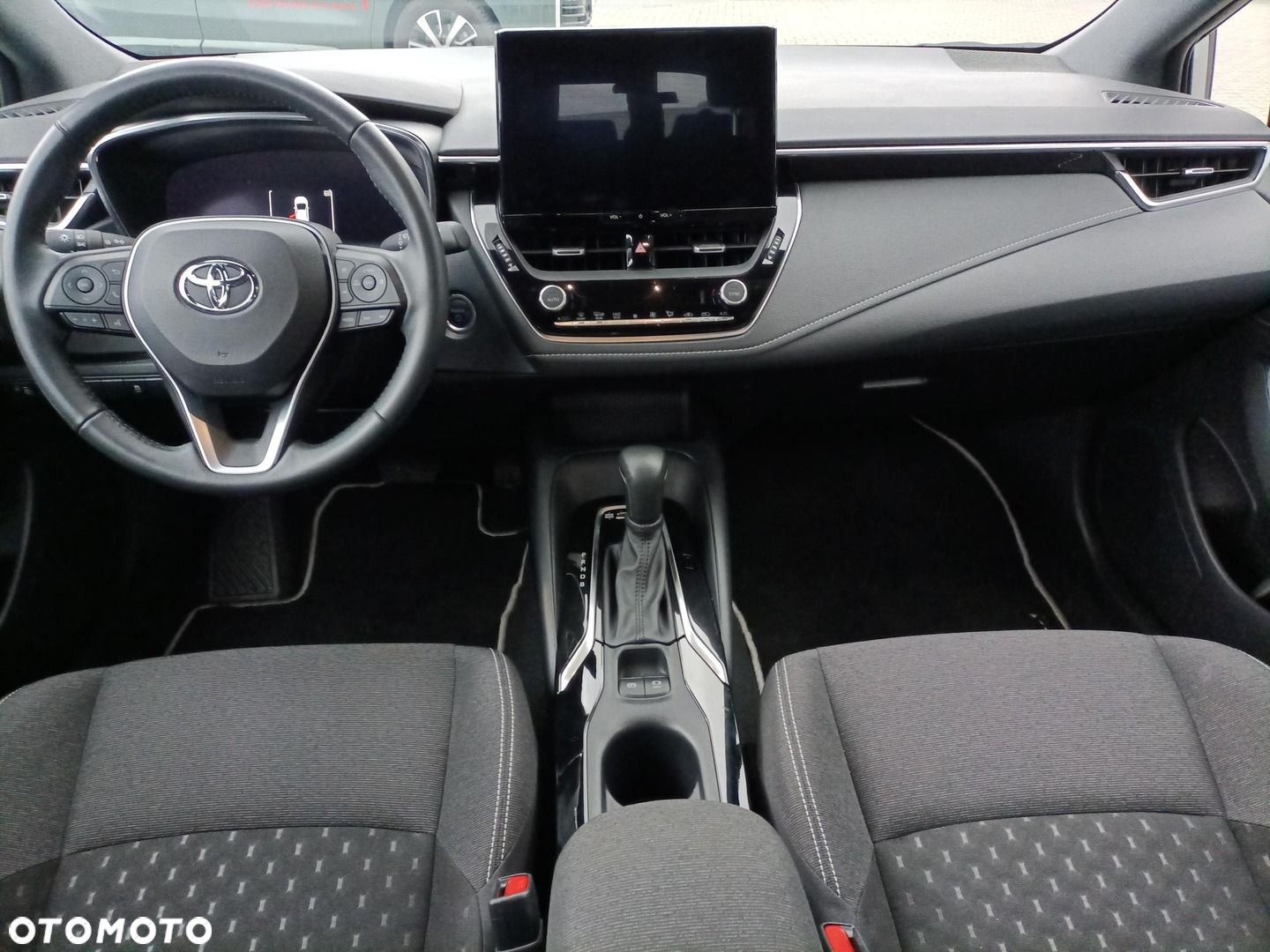 Toyota Corolla 1.8 Hybrid Comfort - 9