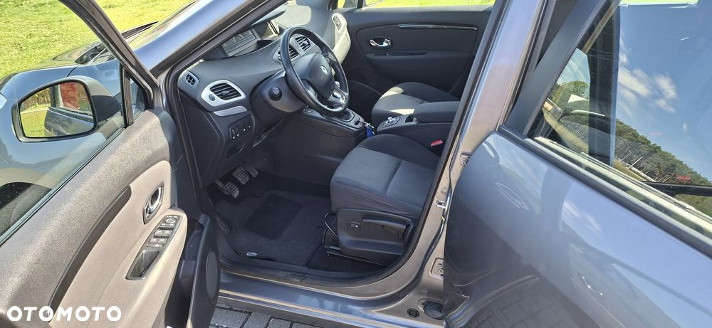Renault Scenic - 3