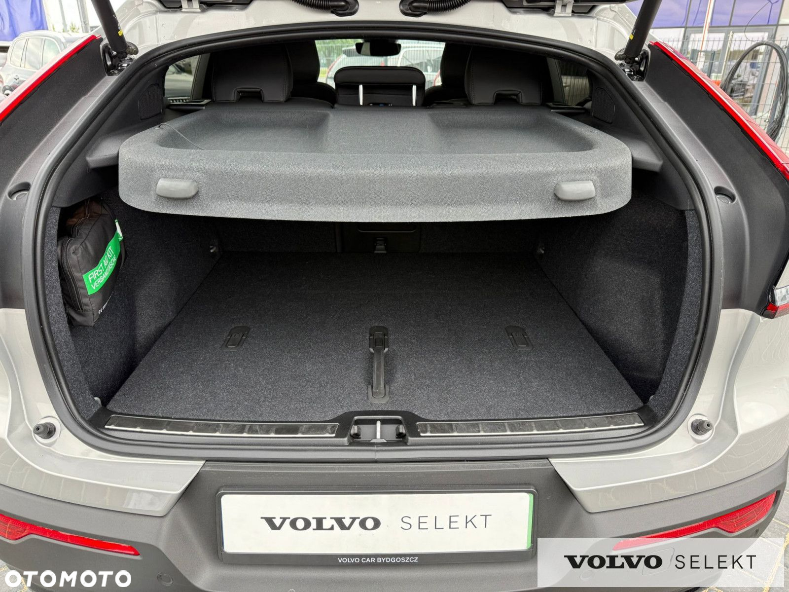Volvo C40 - 18