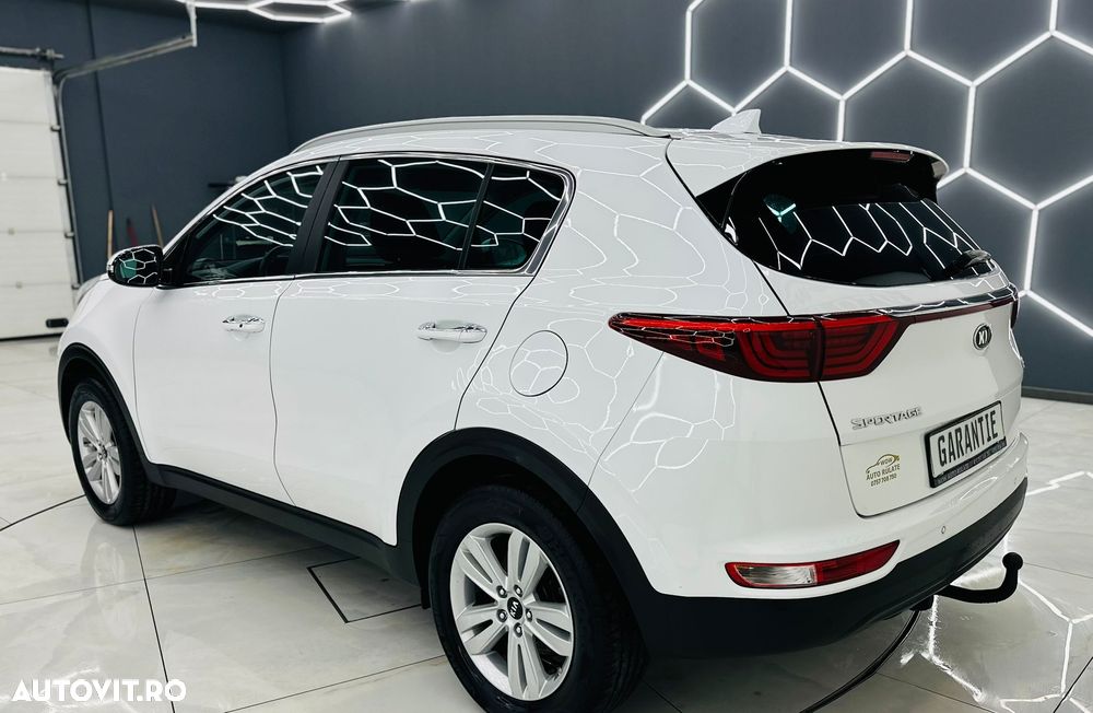 Kia Sportage 1.6 GDI 2WD DREAM-TEAM EDITION - 4