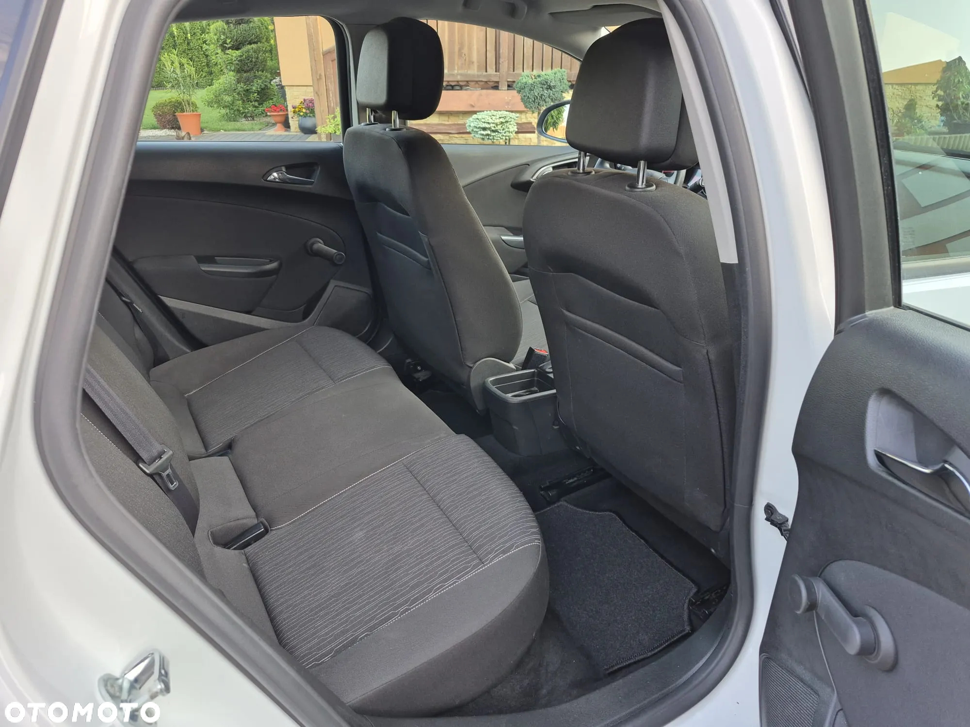Opel Astra 1.4 Selection - 12