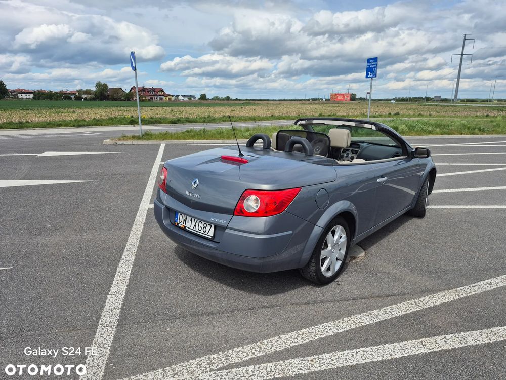 Renault Megane 2.0 dCi Dynamique - 4