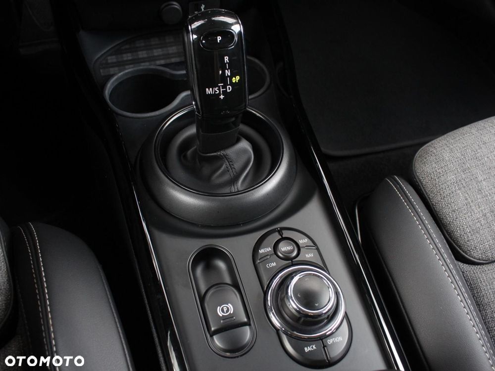 MINI Clubman - 14