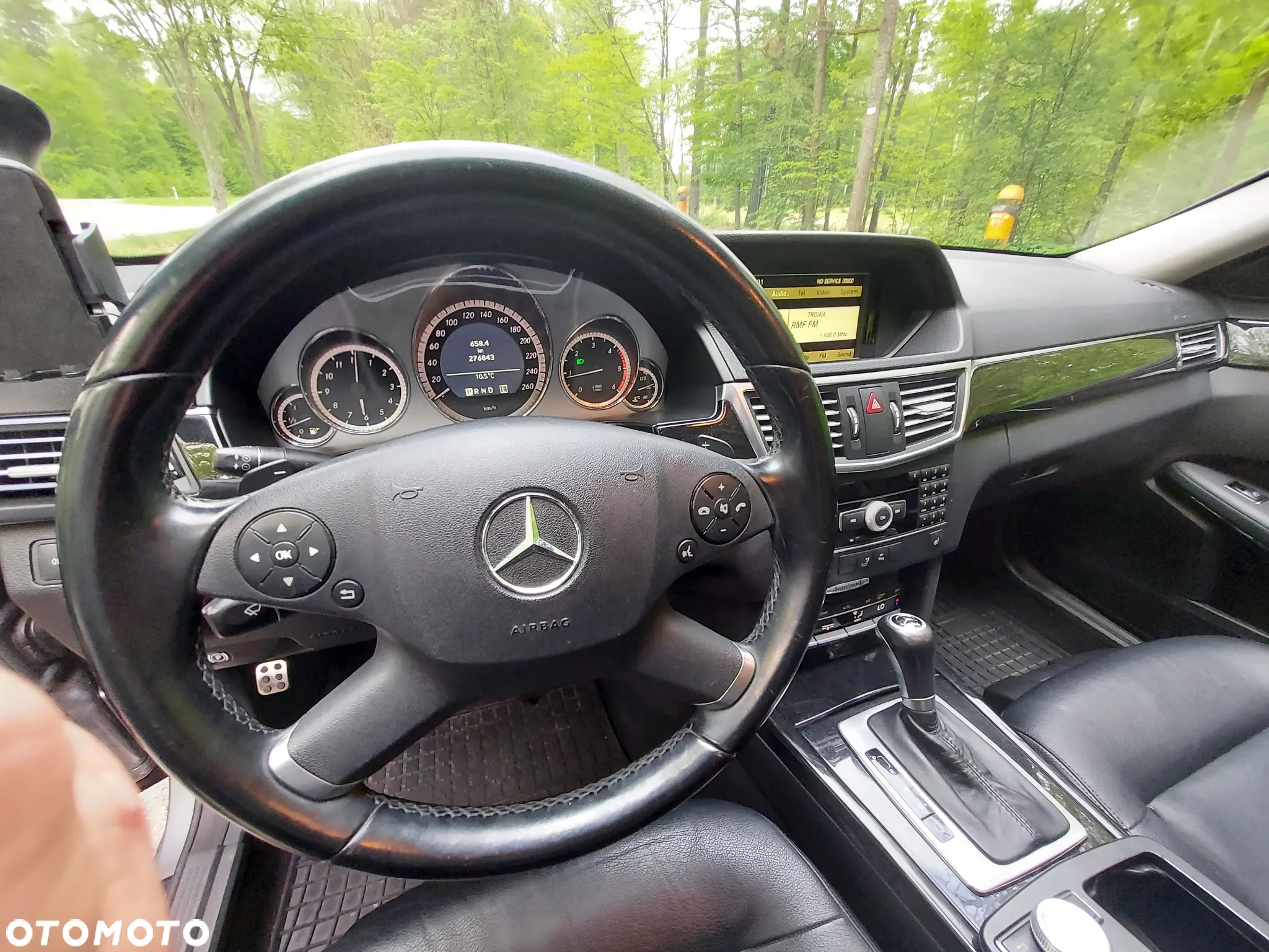 Mercedes-Benz Klasa E 220 T CDI DPF BlueEFFICIENCY Automatik Avantgarde - 15