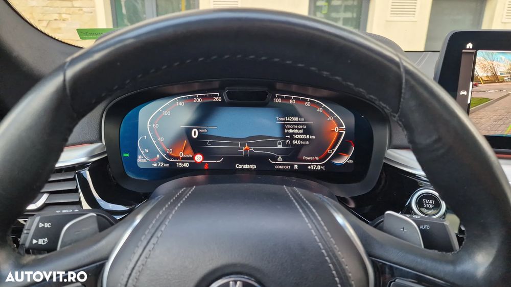 BMW Seria 5 530d xDrive Aut. Luxury Line - 7