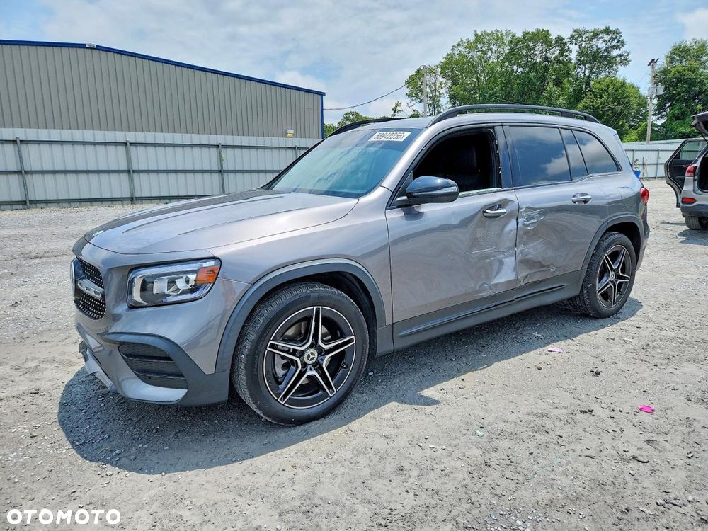 Mercedes-Benz GLB - 5