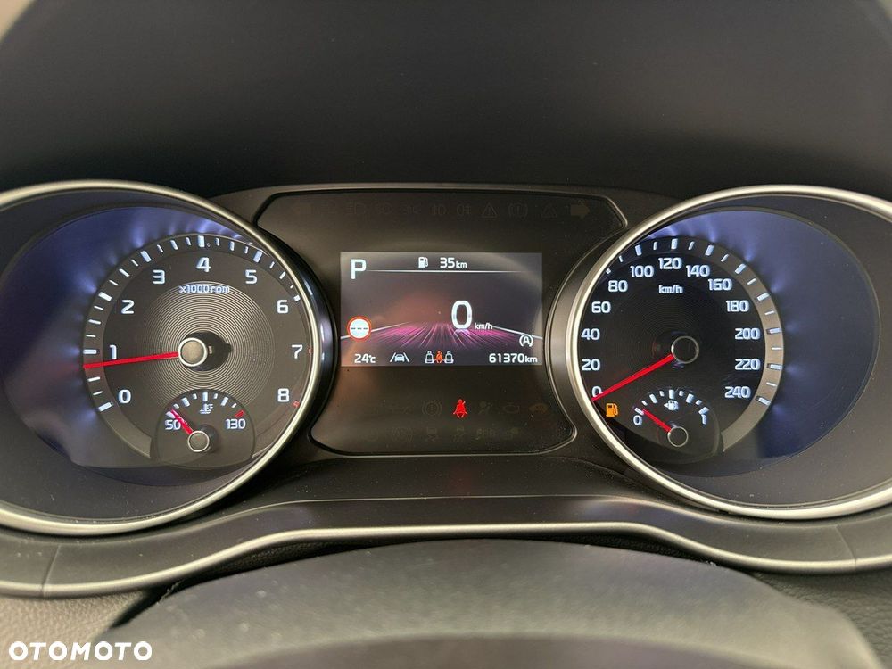 Kia Ceed - 16