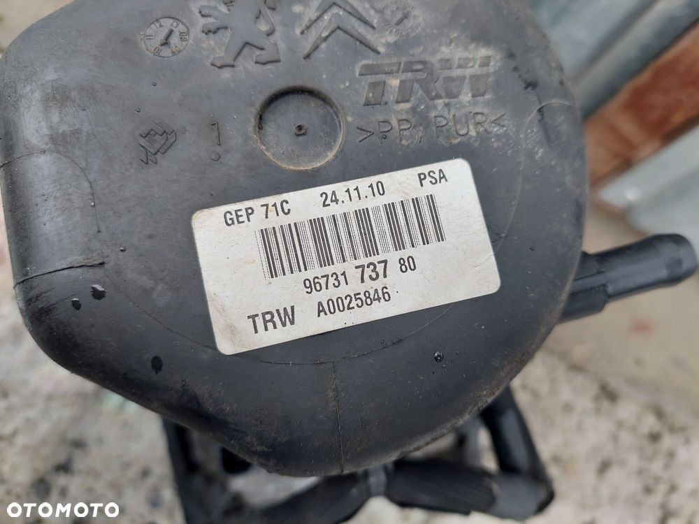 Citroen C5 III X7 Pompa Wspomagania Europa - 5