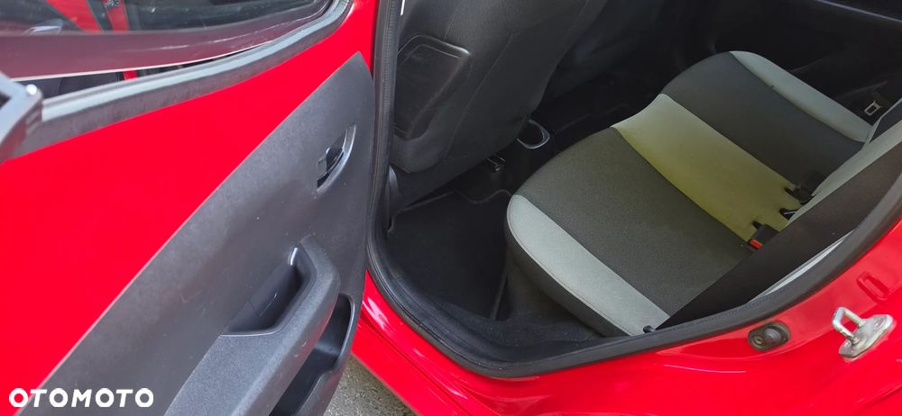 Toyota Aygo - 12
