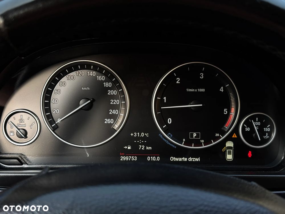 BMW Seria 5 530d xDrive Luxury Line - 10