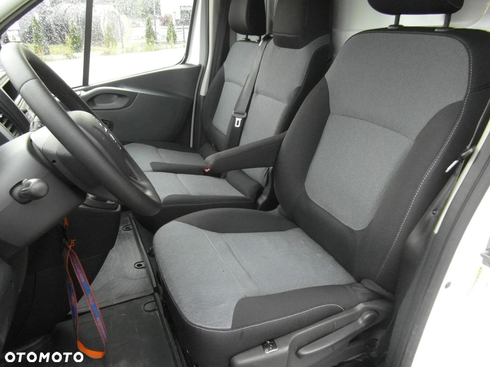 Opel VIVARO L2H2 MAXI - 17