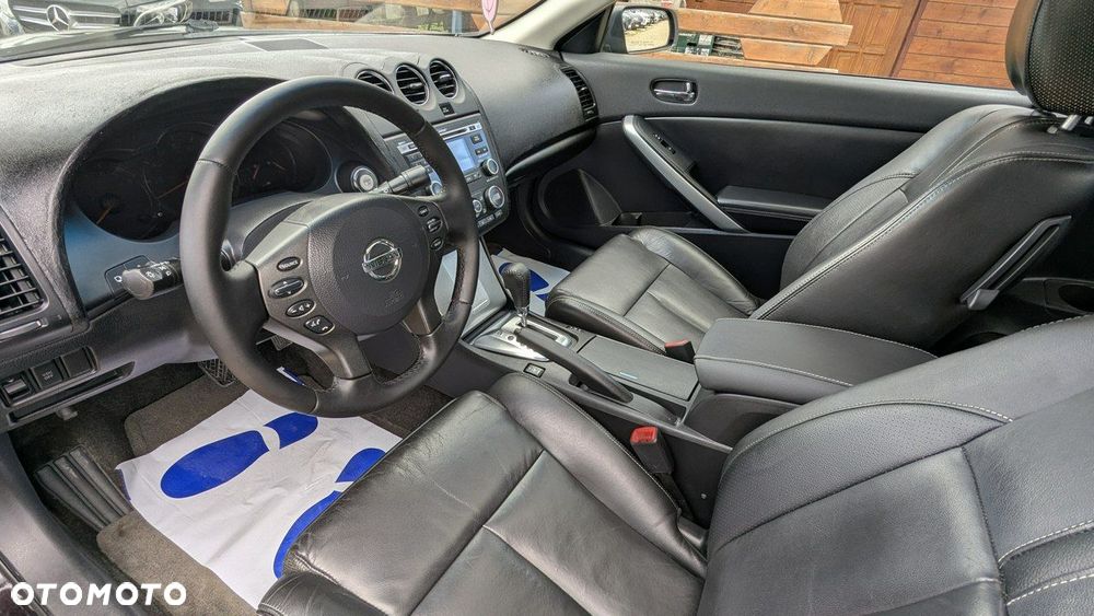 Nissan Altima - 15