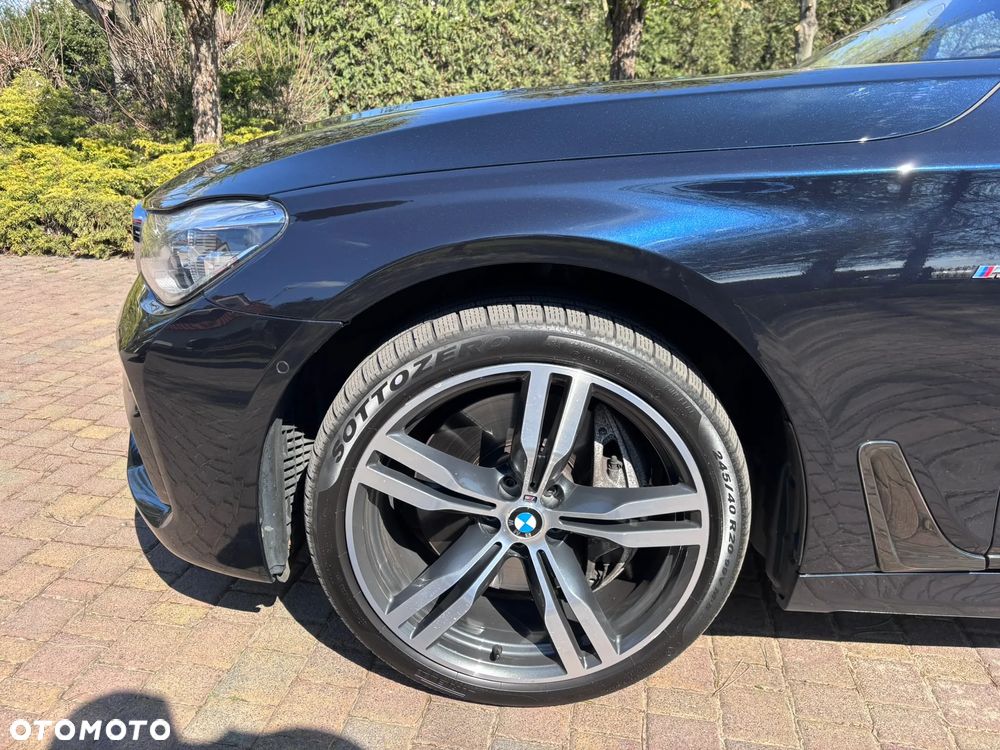 BMW Seria 7 750i xDrive - 19