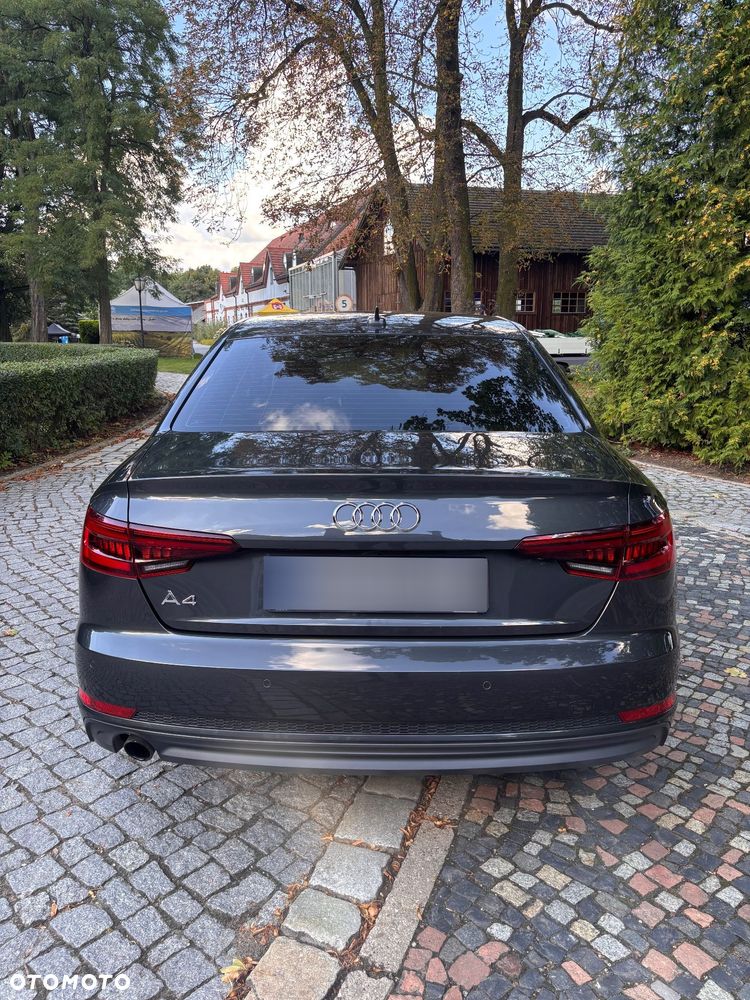 Audi A4 Limousine 1.4 TFSI S tronic - 4
