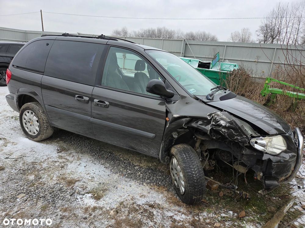 Chrysler Voyager 2.5 SE CRD - 6