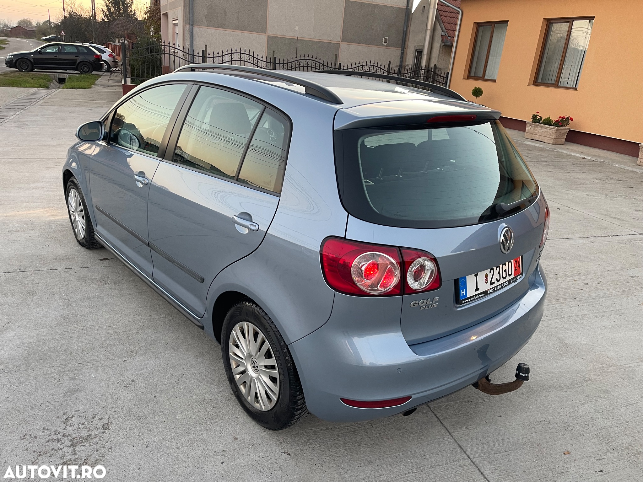 Volkswagen Golf Plus 1.6 TDI DPF BMT Trendline - 40