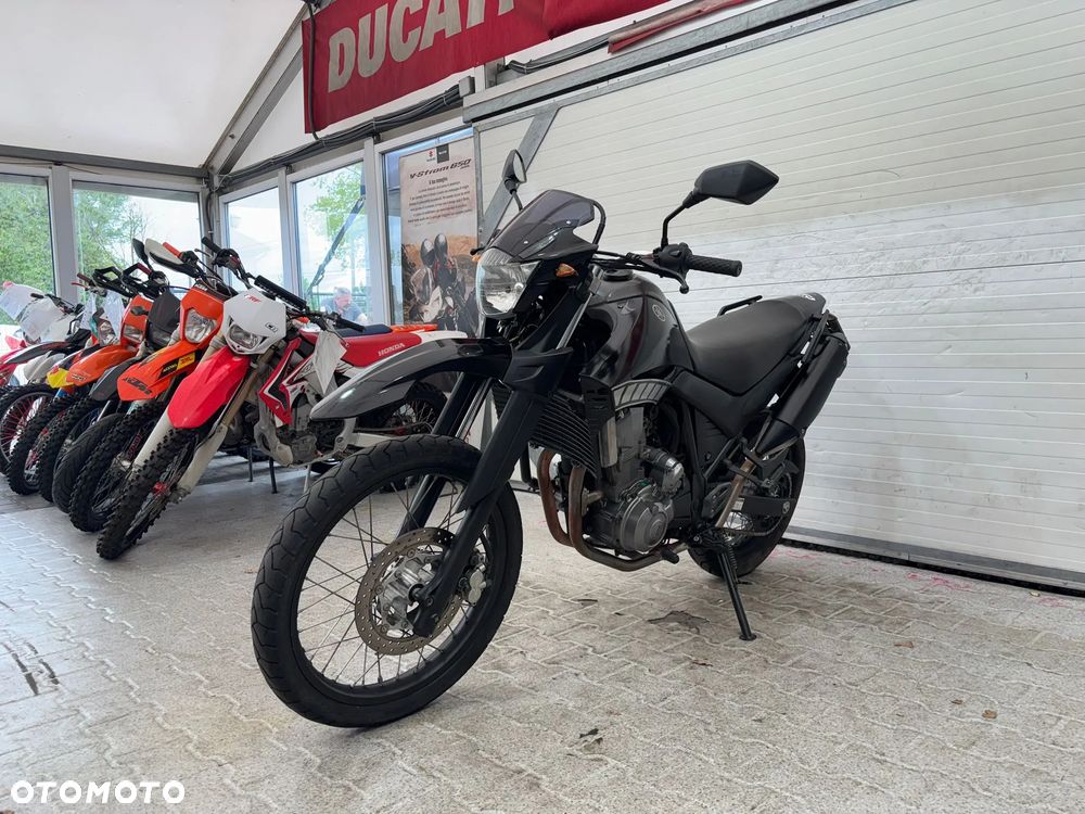 Yamaha XT - 12