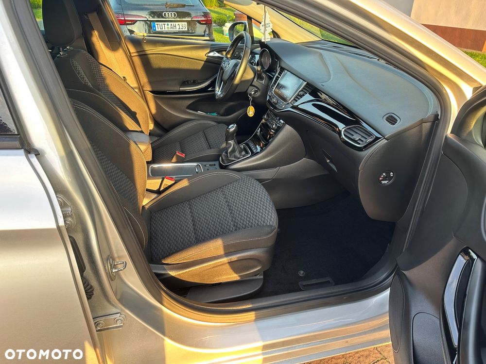 Opel Astra V 1.4 T Elite - 14
