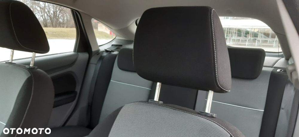 Ford Focus 1.6 TDCi Style - 15