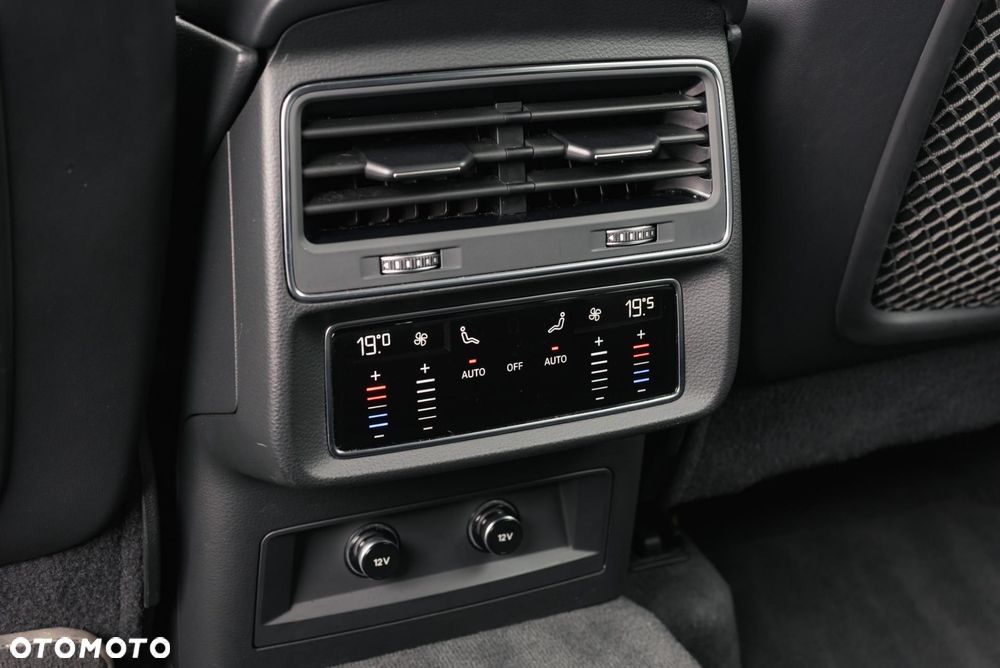 Audi Q7 45 TDI mHEV Quattro S Line Tiptr - 33