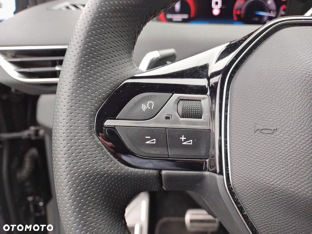 Peugeot 5008 1.5 BlueHDi GT S&S EAT8 - 17