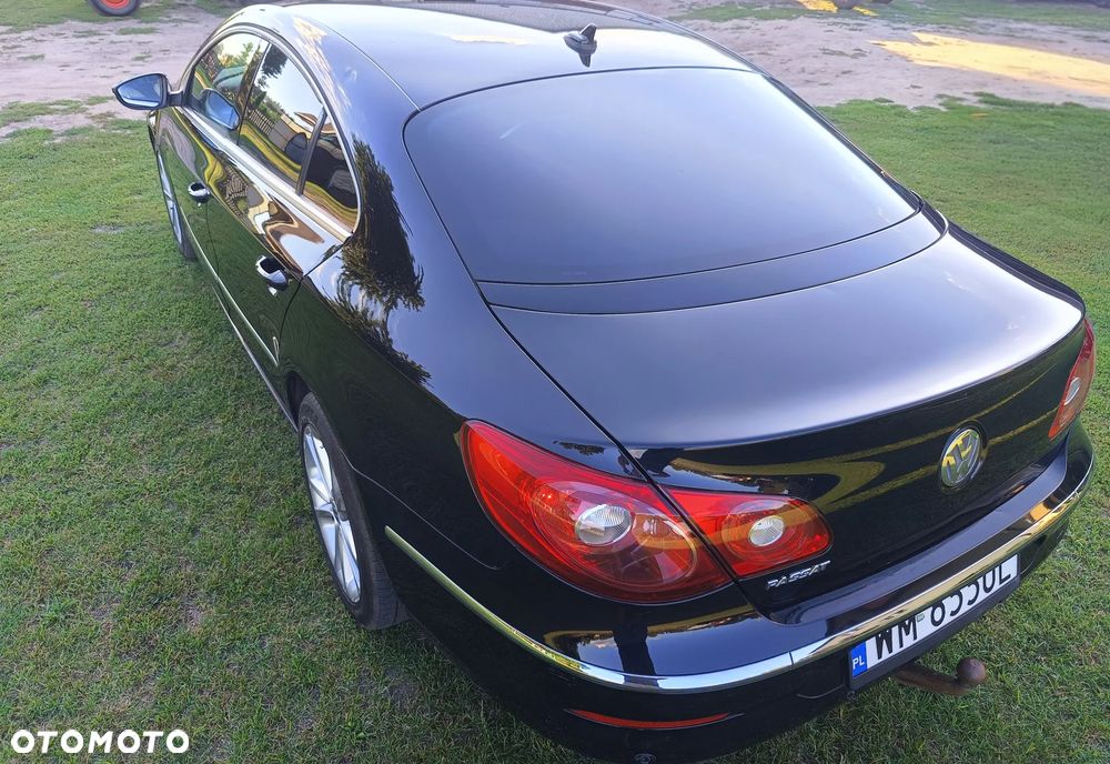 Volkswagen Passat CC - 20