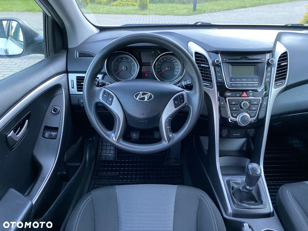 Hyundai i30 - 25